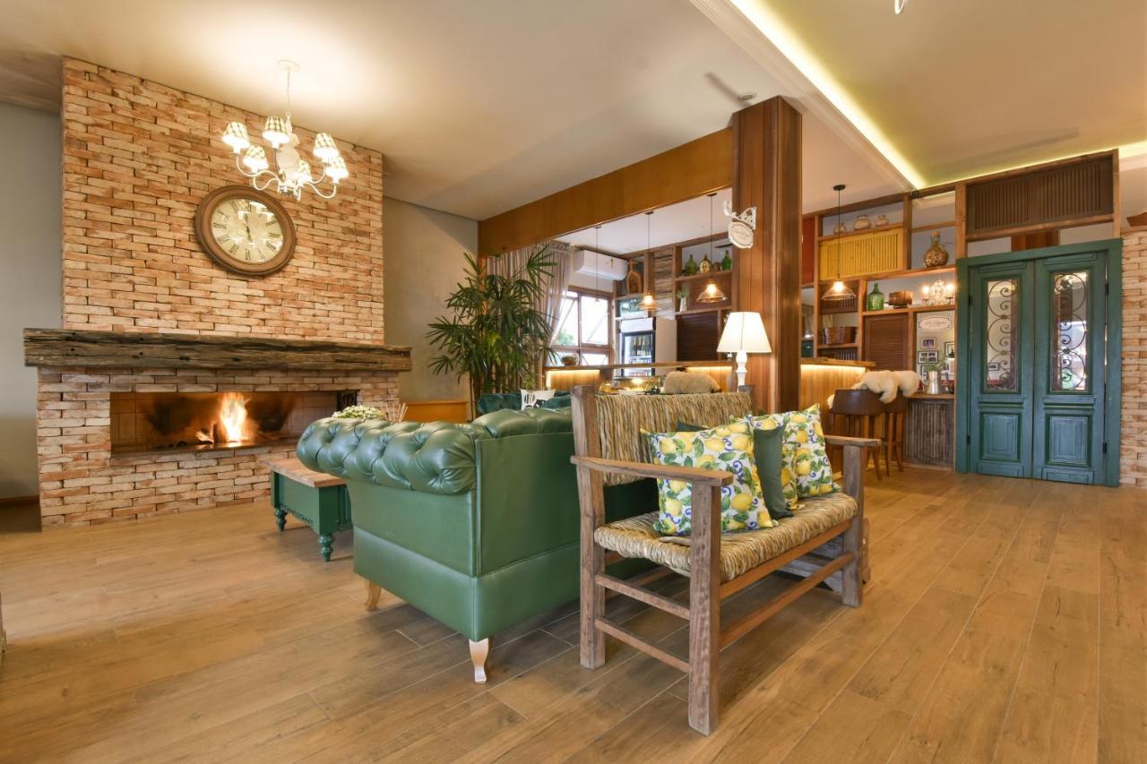 Hotel Bertoluci Gramado Esterno foto