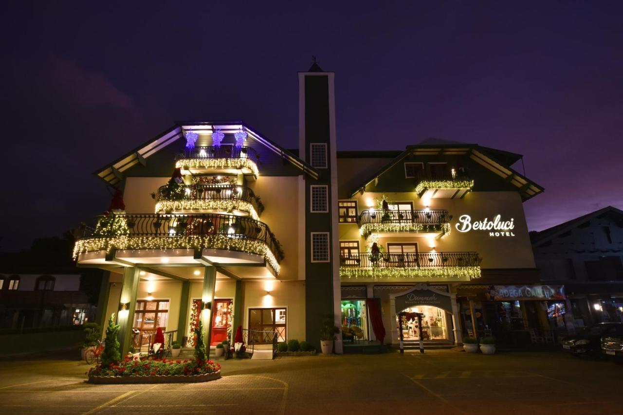 Hotel Bertoluci Gramado Esterno foto