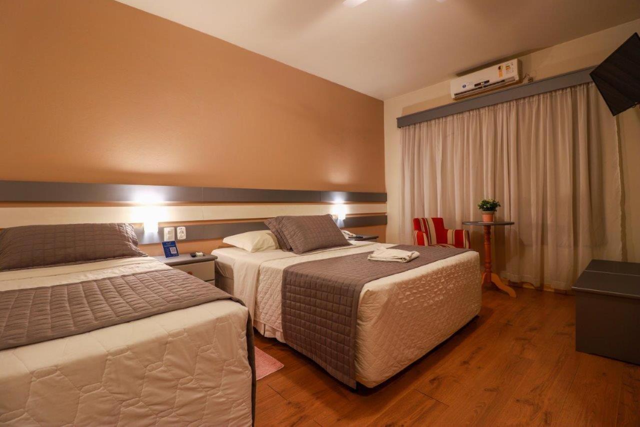 Hotel Bertoluci Gramado Esterno foto